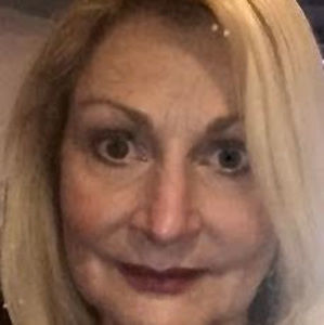 Meet your Posher, Lynn